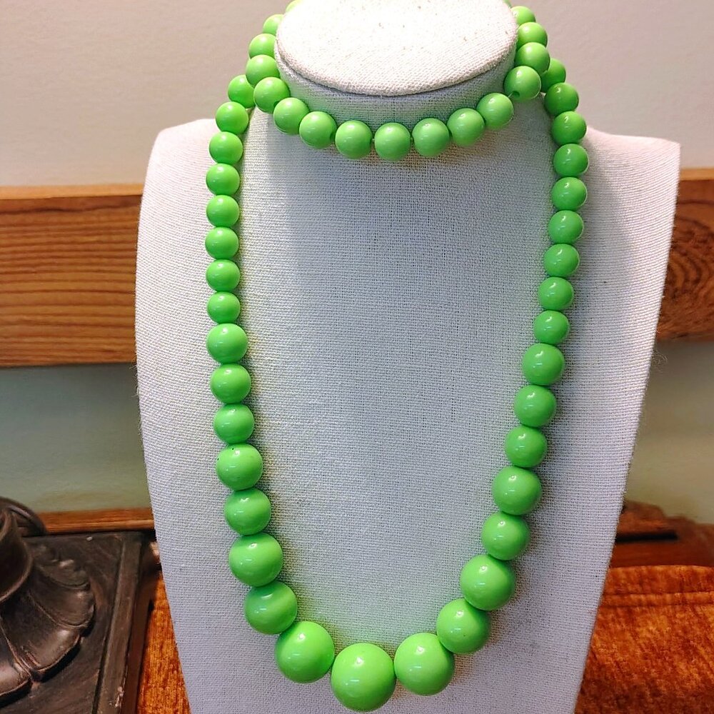 Vtg Neon Acrylic Lime Green Bead Necklace & Bracelet Bright 90s Retro - Picture 4 of 4